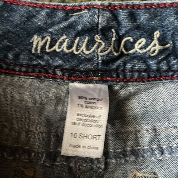 Maurice’s - sz 16 short - Picture 4 of 11